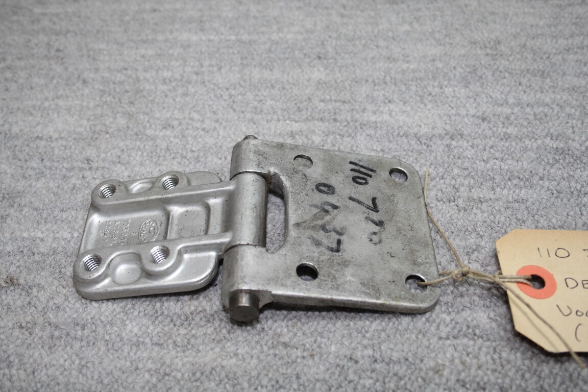 Deurscharnier voordeur rechts boven