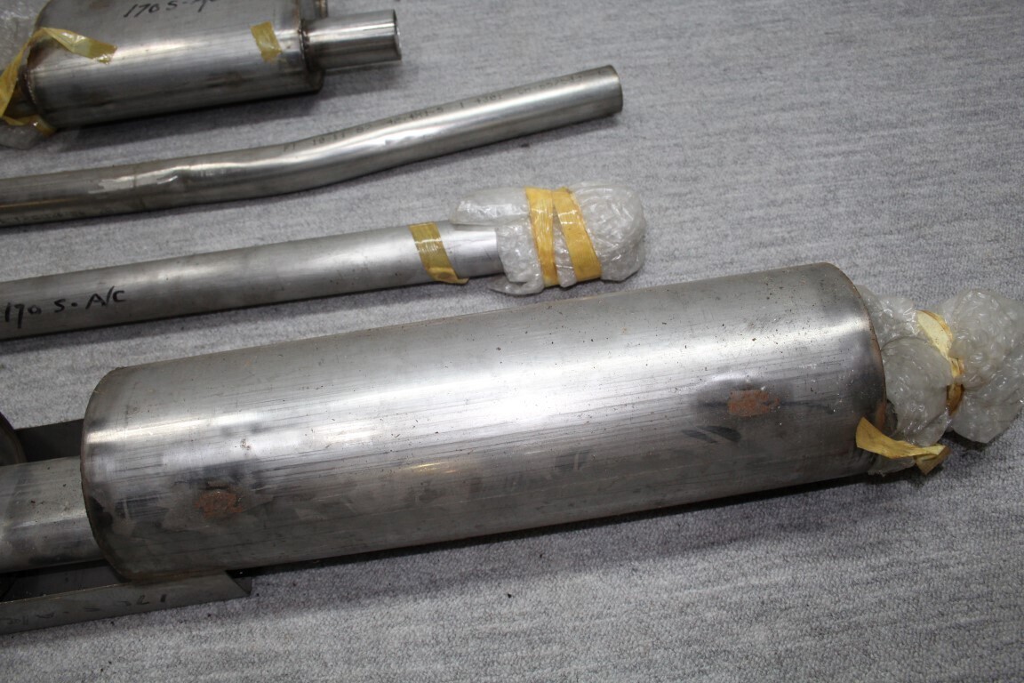 RVS uitlaat 170 S A cabriolet