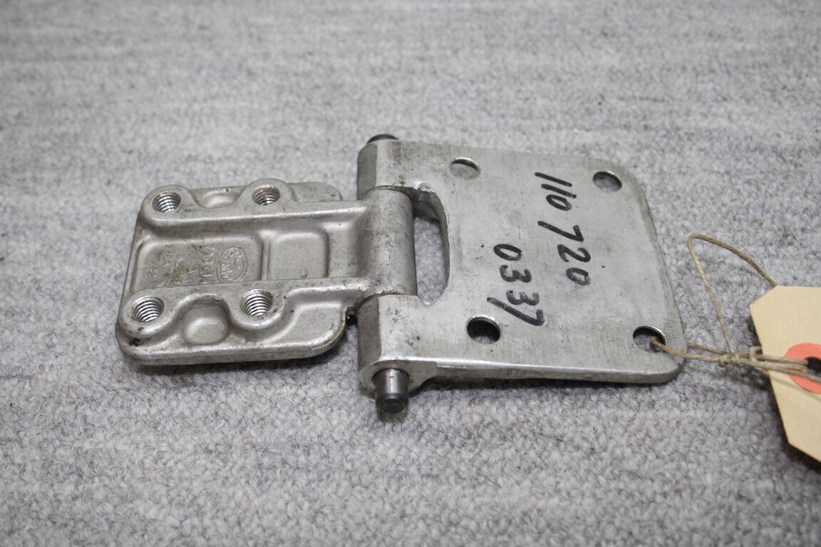 Deurscharnier voordeur links boven