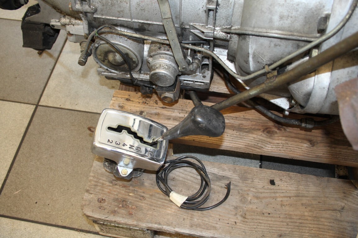 W 111 Flachkuhler Coupe / Cabriolet motor