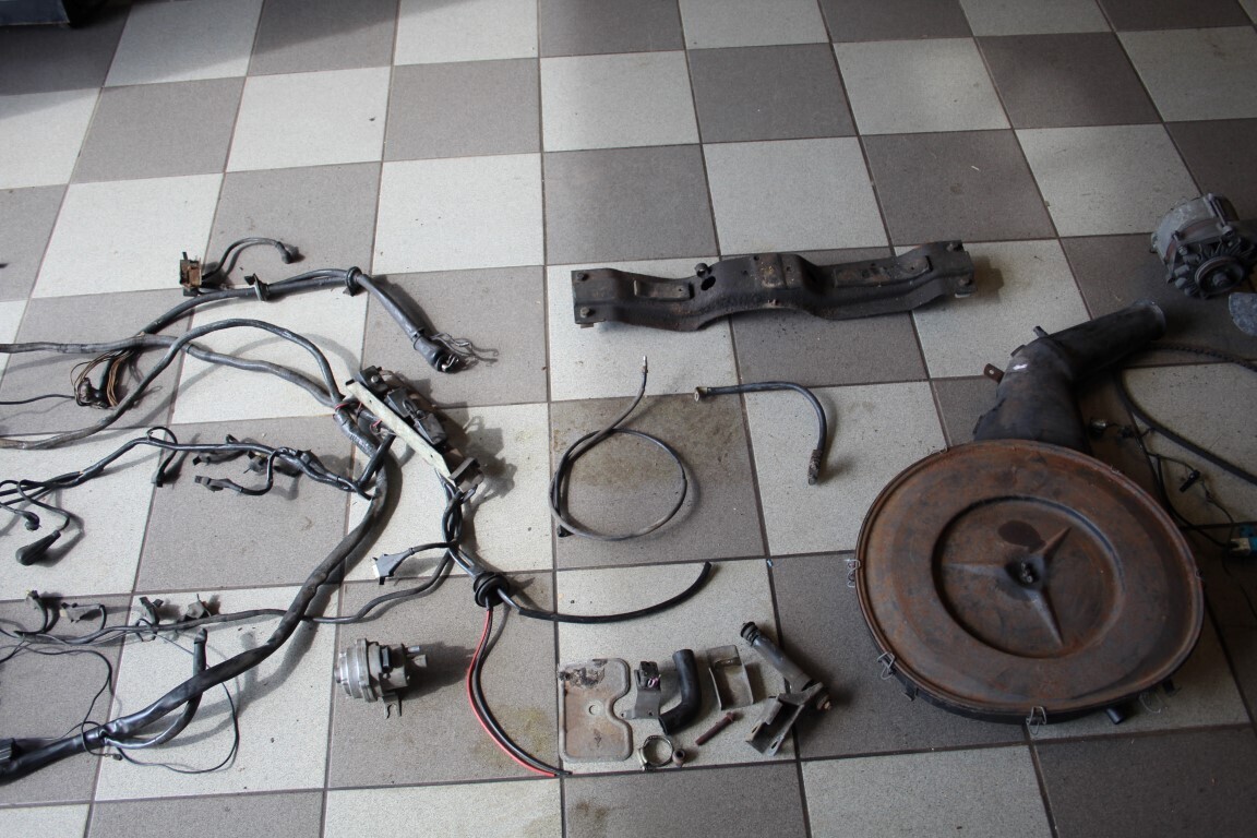 W 111 Flachkuhler Coupe / Cabriolet motor