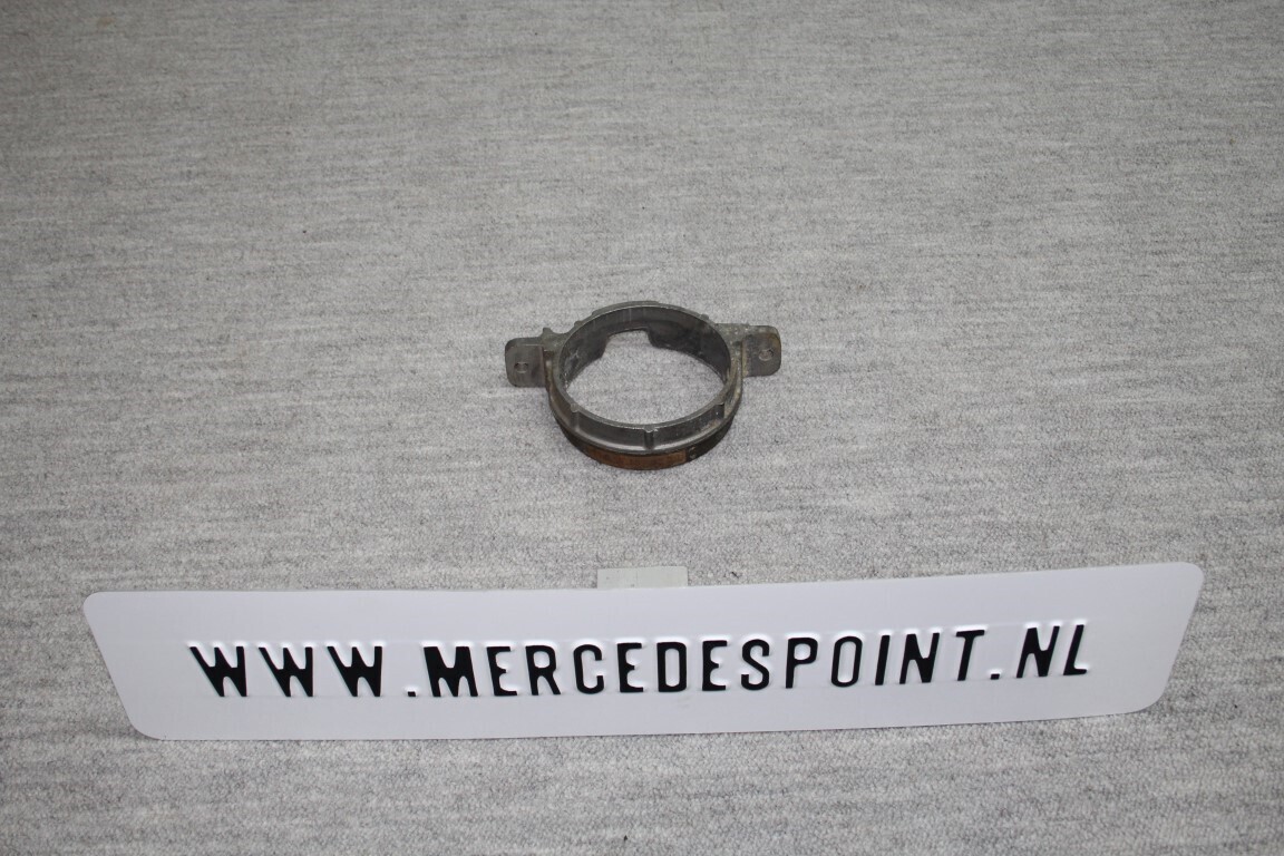 Houder tussen as lager