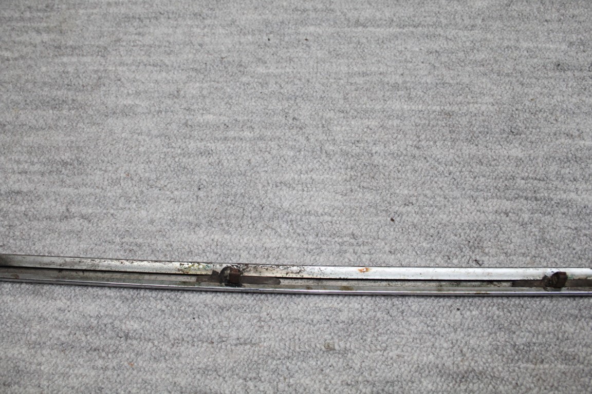 Sierlijst rechts achter op scherm