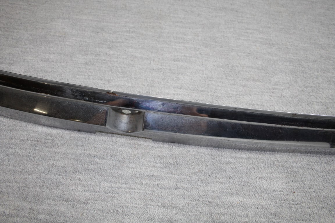 Raamlijst onderzijde voorruit Raamlijst onderzijde voorruit