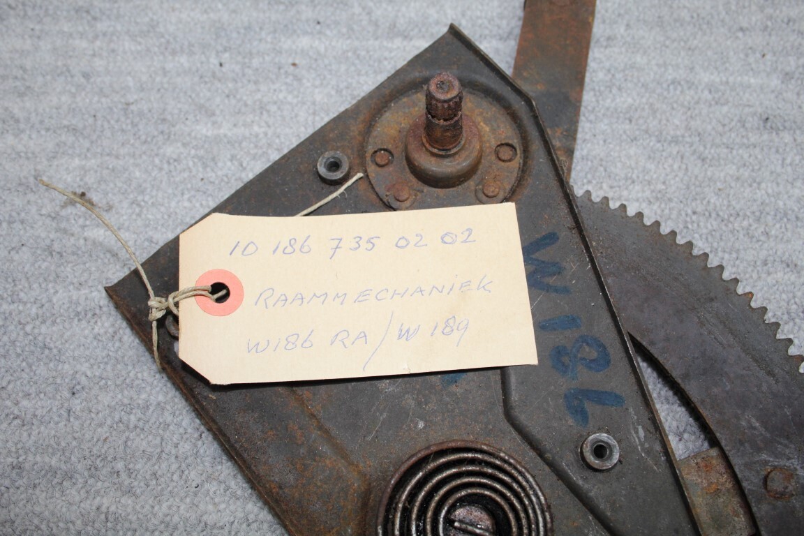 Raam mechaniek rechter achter deur
