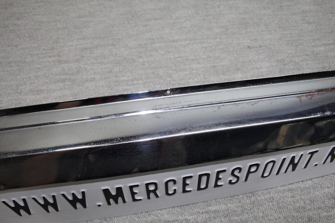 Raamlijst onderzijde voorruit Raamlijst onderzijde voorruit