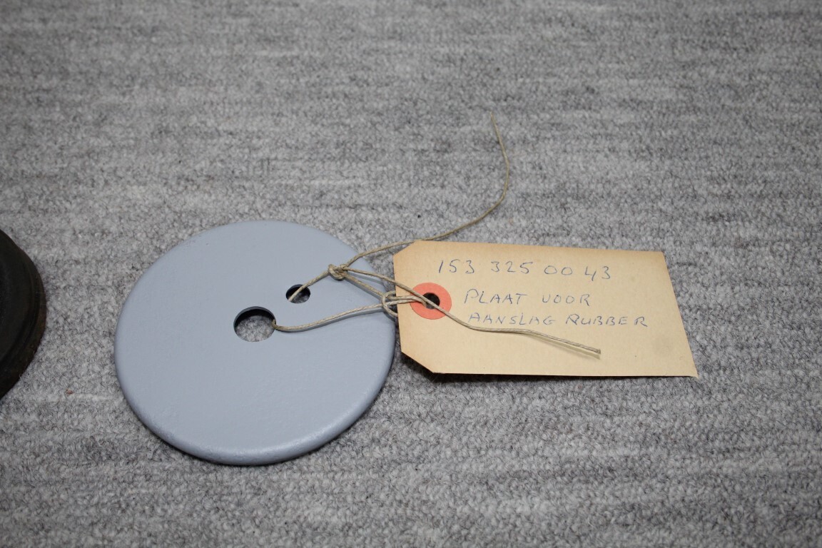 Houder voor achter veer W 187