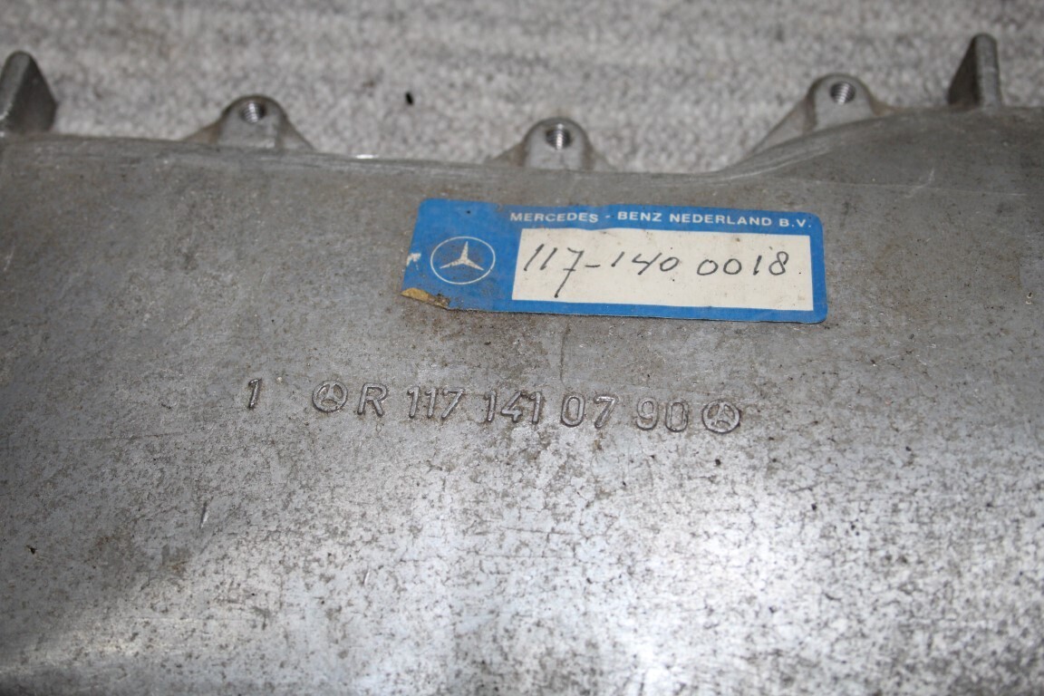 Onderkant luchtwegerhuis