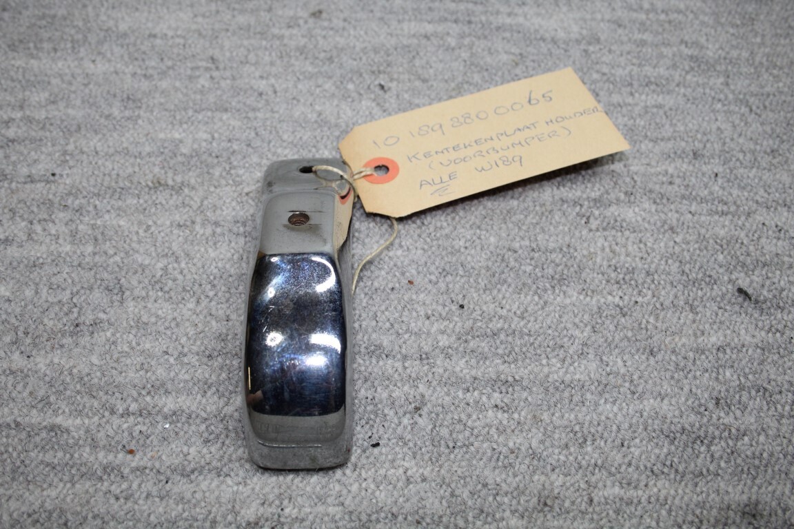 Kentekenplaat houder voorbumper W 189