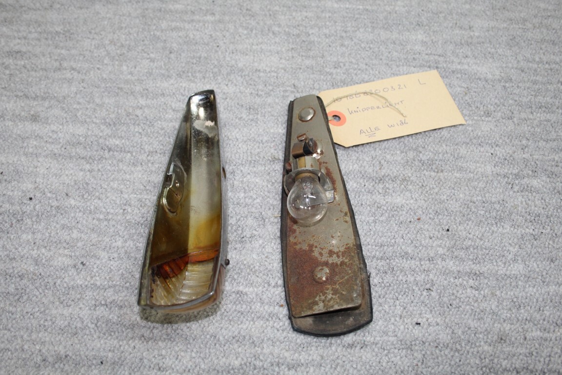 Knipperlicht boven achterscherm L