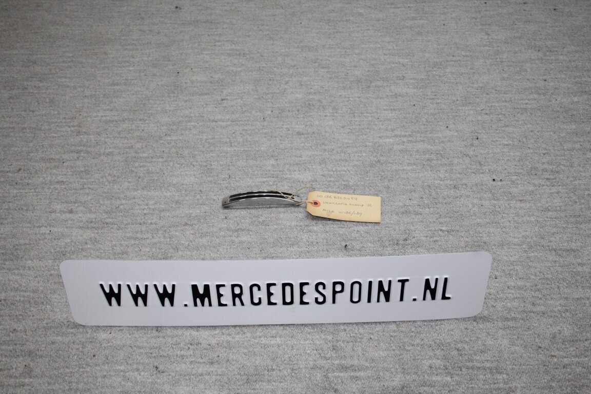 Ventilatieschuif rechts  W 186 / 189