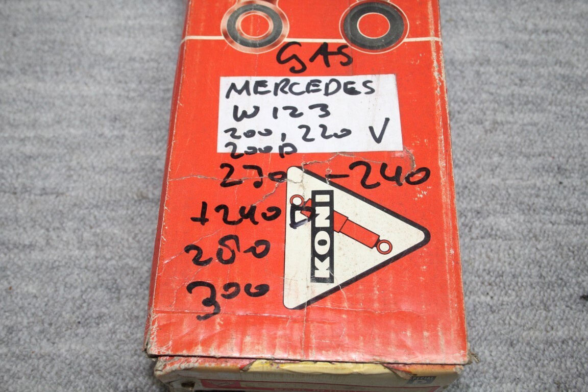 Schokbrekers voorzijde Koni