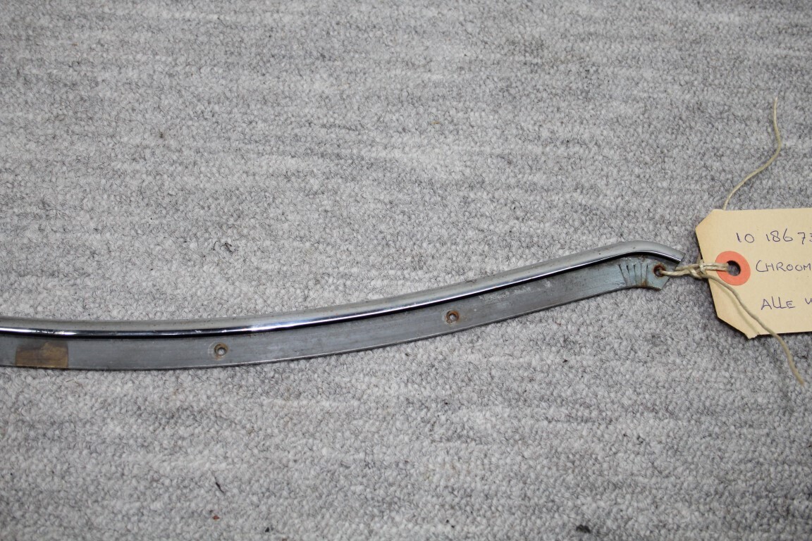 Chromelijst achterdeur R