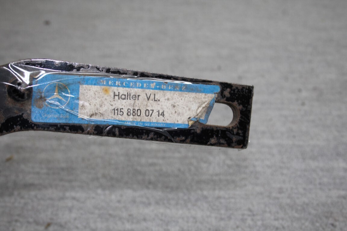 Bumpersteun linksvoor W114/115