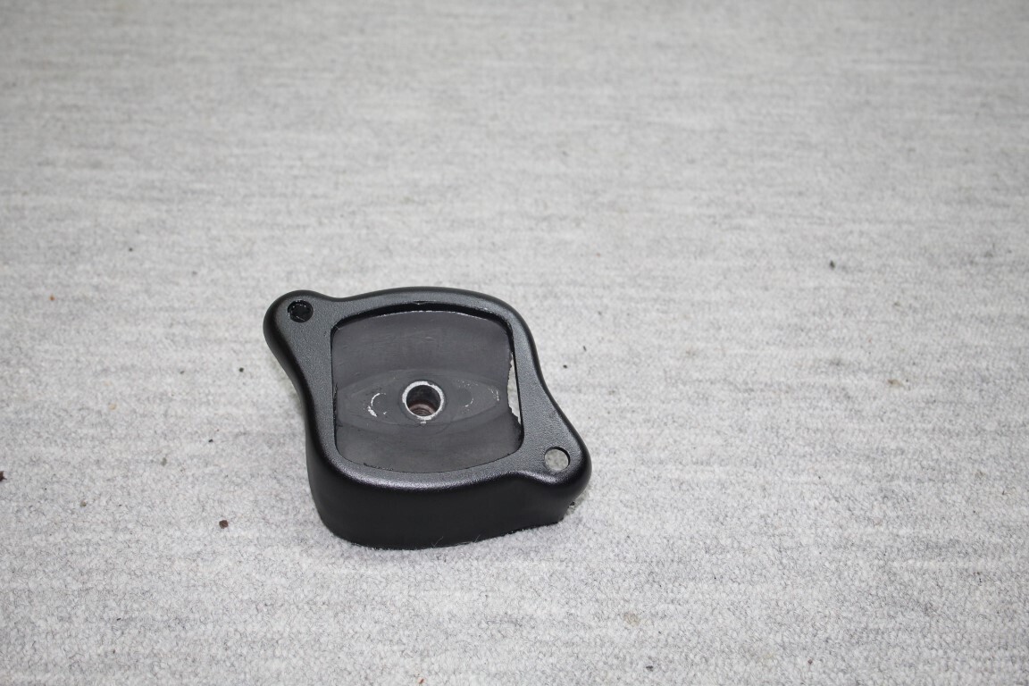 Motorsteun voor de V8 Motoren