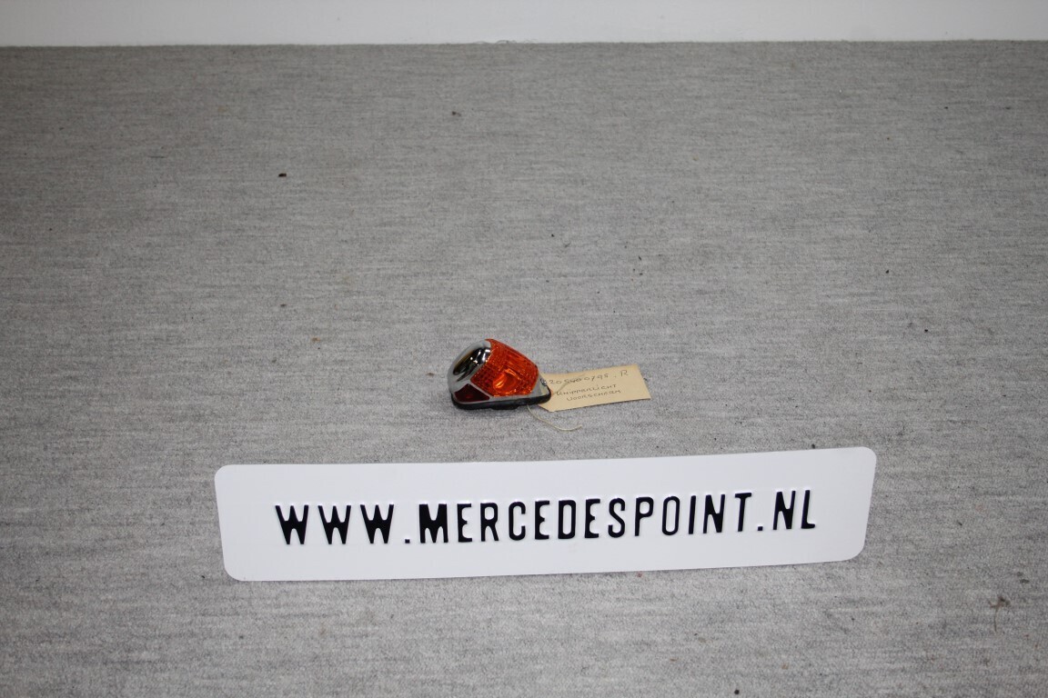 Knipperlicht voor op voorscherm rechts