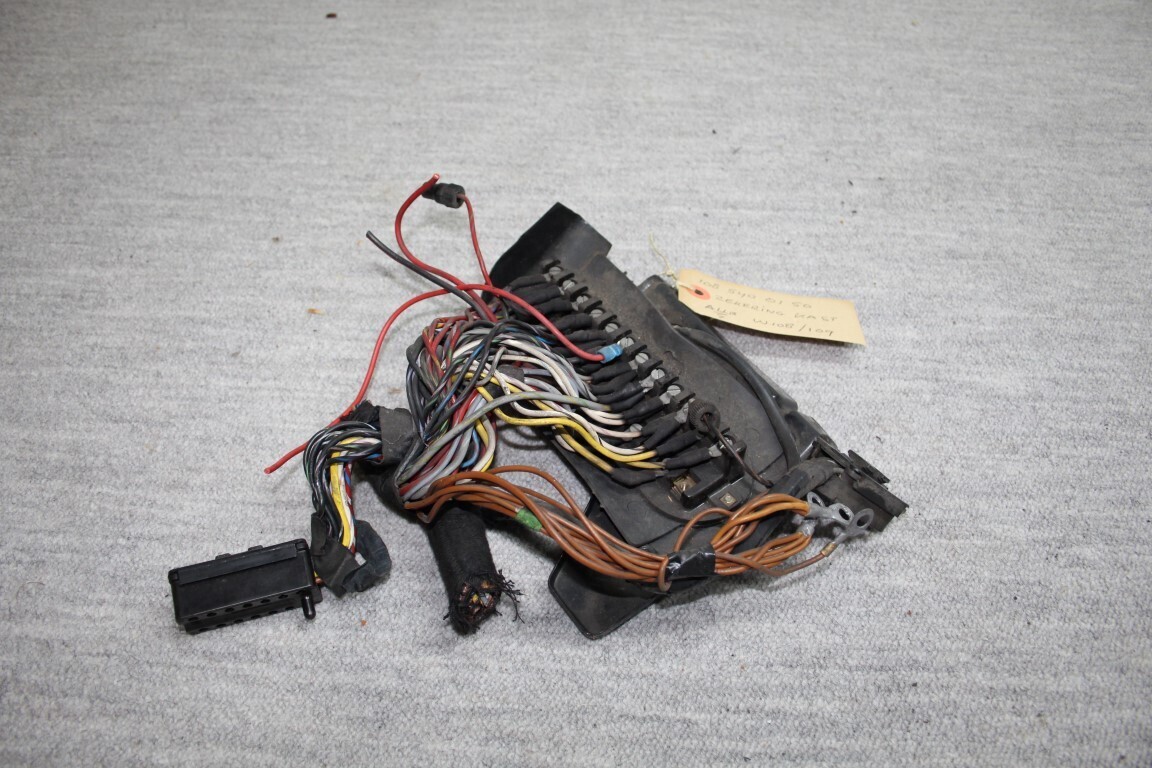Zekering kastje W 108 / 109 Zekering kastje W 108 / 109