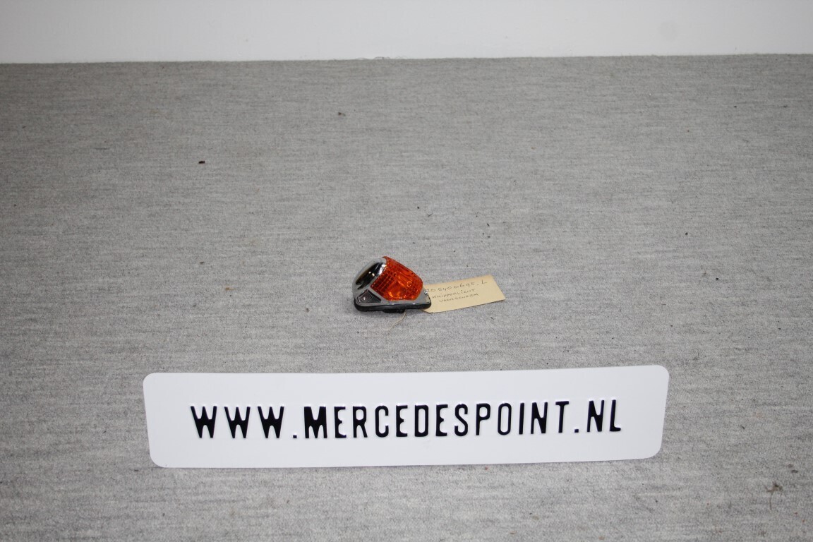 Knipperlicht voor op voorscherm Links