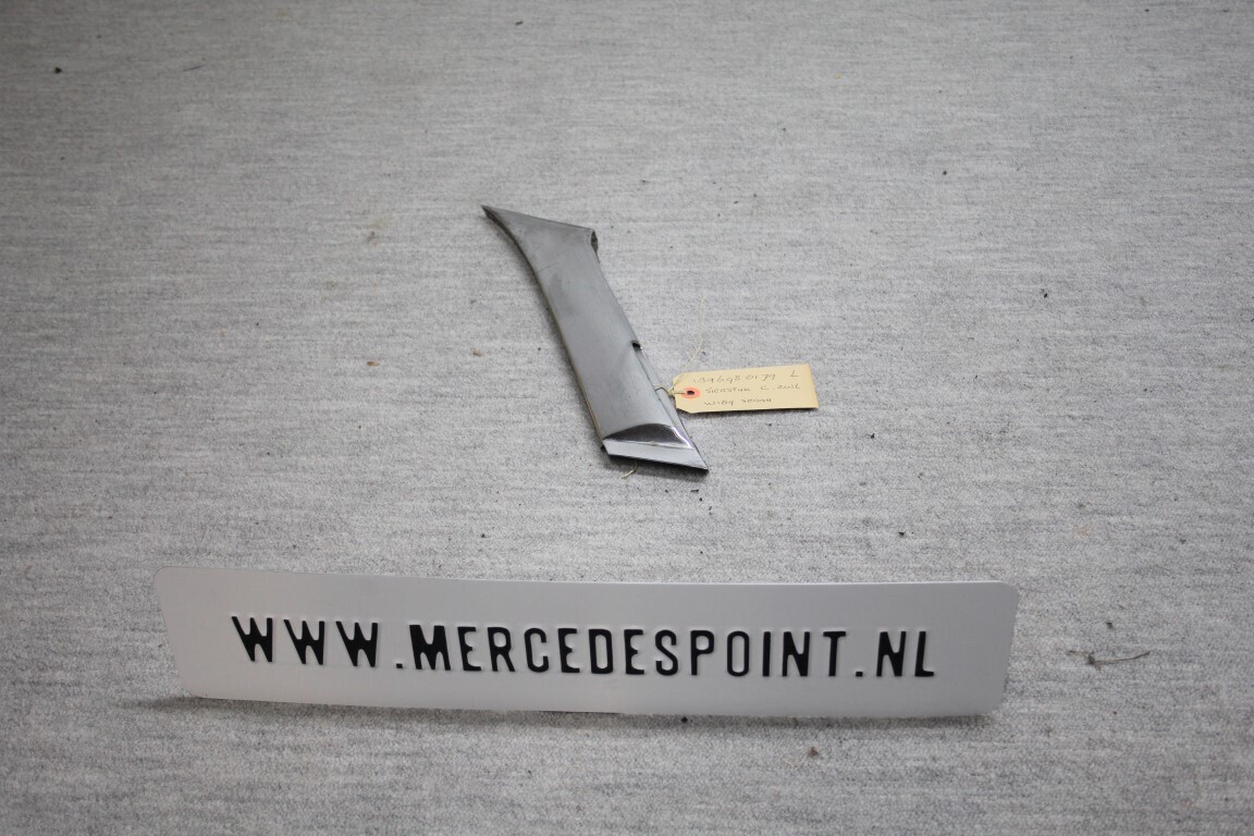 Sierstuk C zuil links