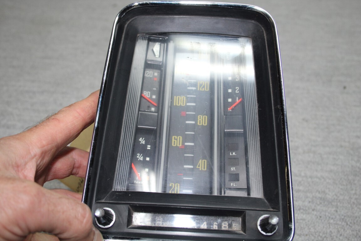 Combi instrument W111