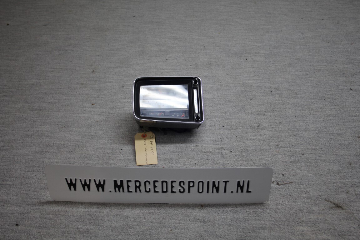 Combi instrument W111