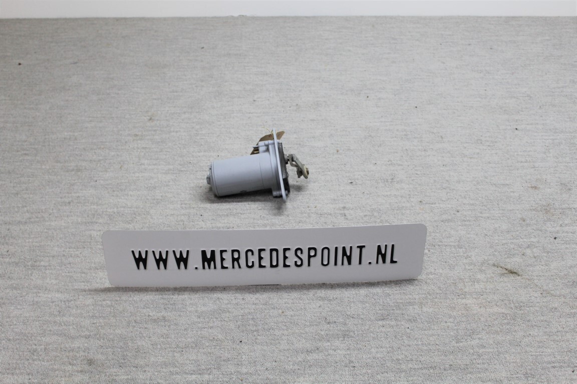 Ruitenwissermotor W111