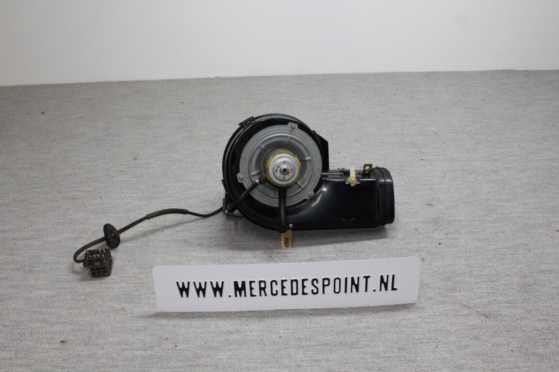 Kachelmotor compleet met weerstand W116 Kachelmotor compleet met weerstand W116