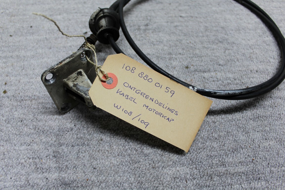 Kabel voor motorkap vergrendeling