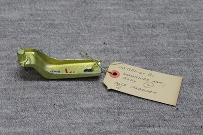 Scharnier motorkap aan body Links