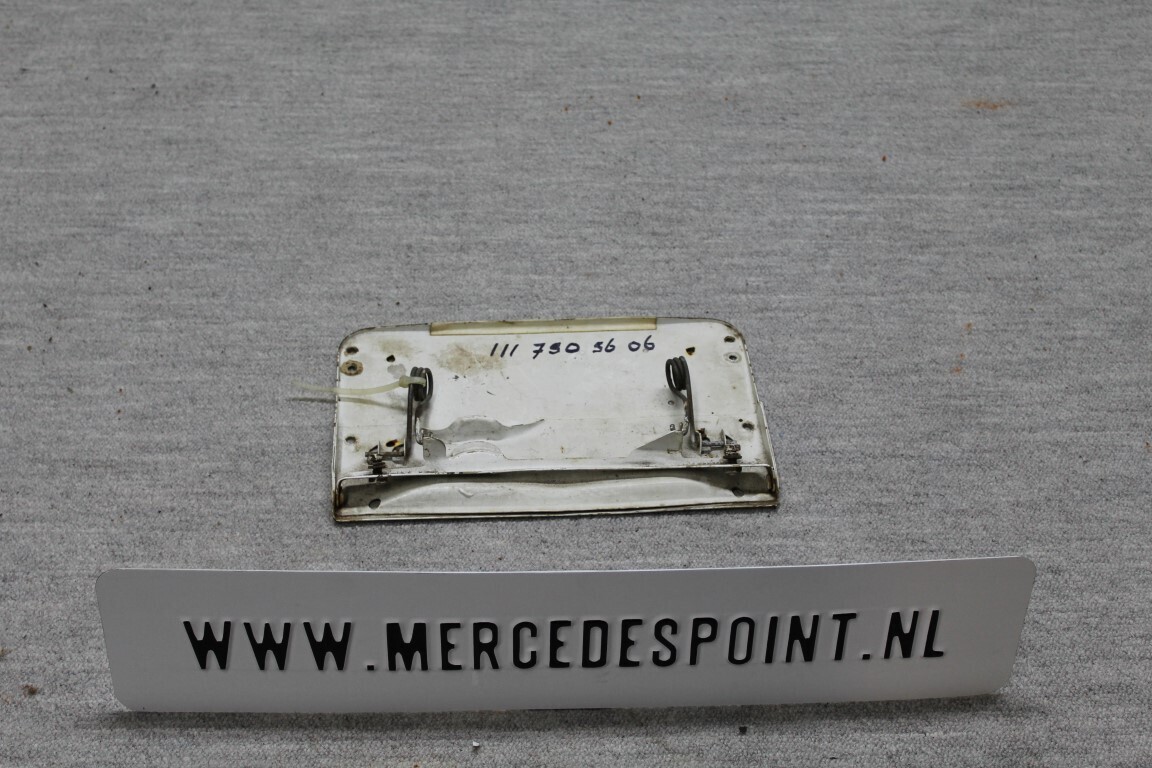 Tank klep voor de W111