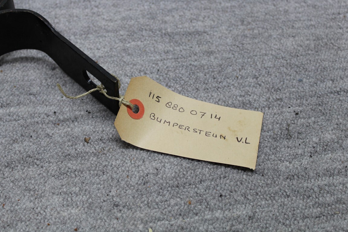 Bumpersteun  W115 Nieuw