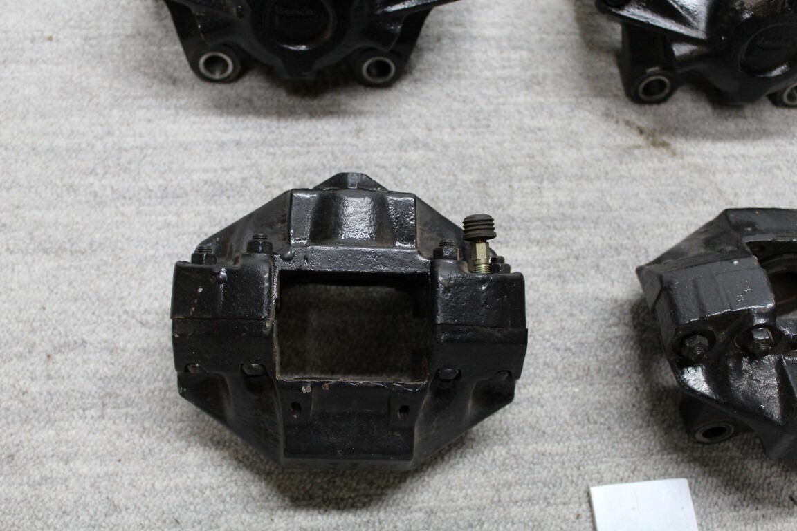 Remtangenset W116 280 SE gereviseerd Remtangenset W116 280 SE gereviseerd