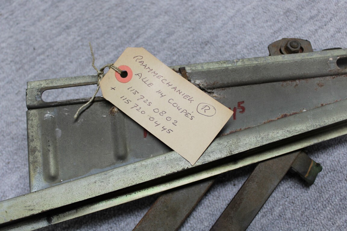 Raam mechaniek  W114