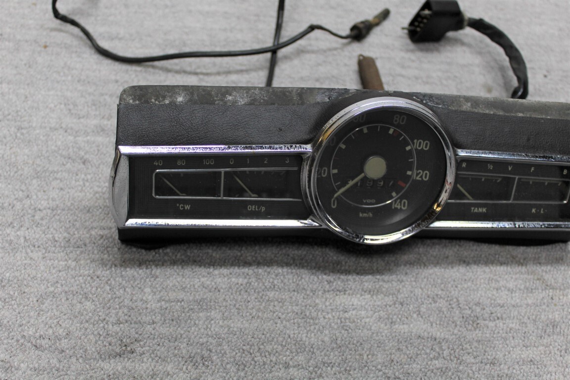 Combi instrument W186 Combi instrument W186