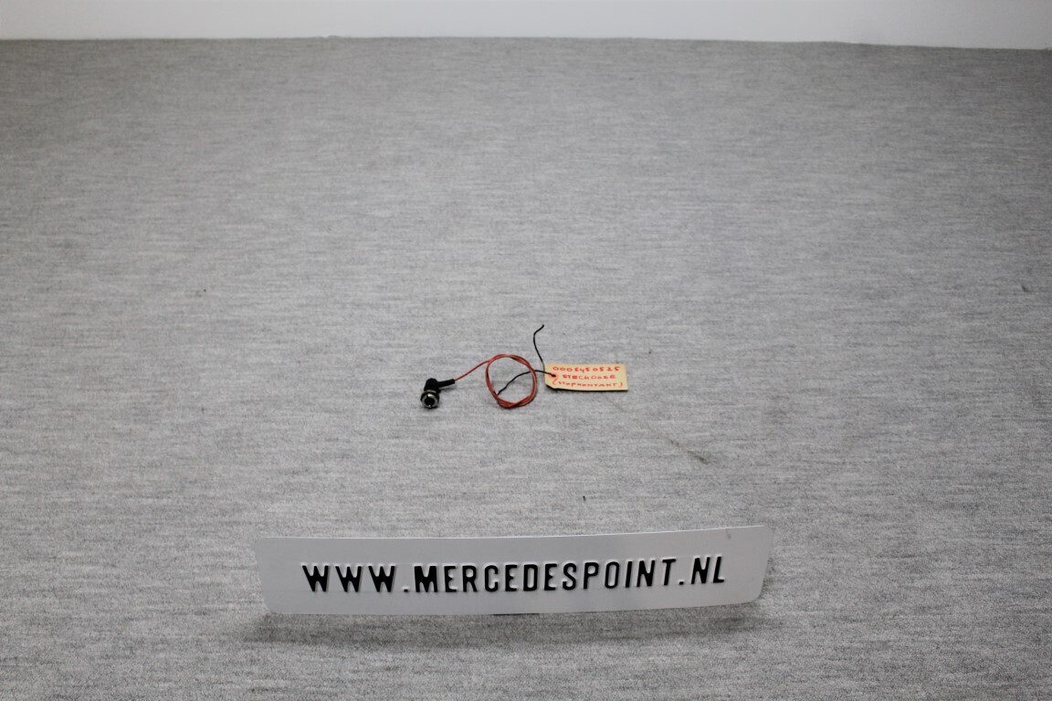 Stekkerplug voor in de motor ruimte Stekkerplug voor in de motor ruimte