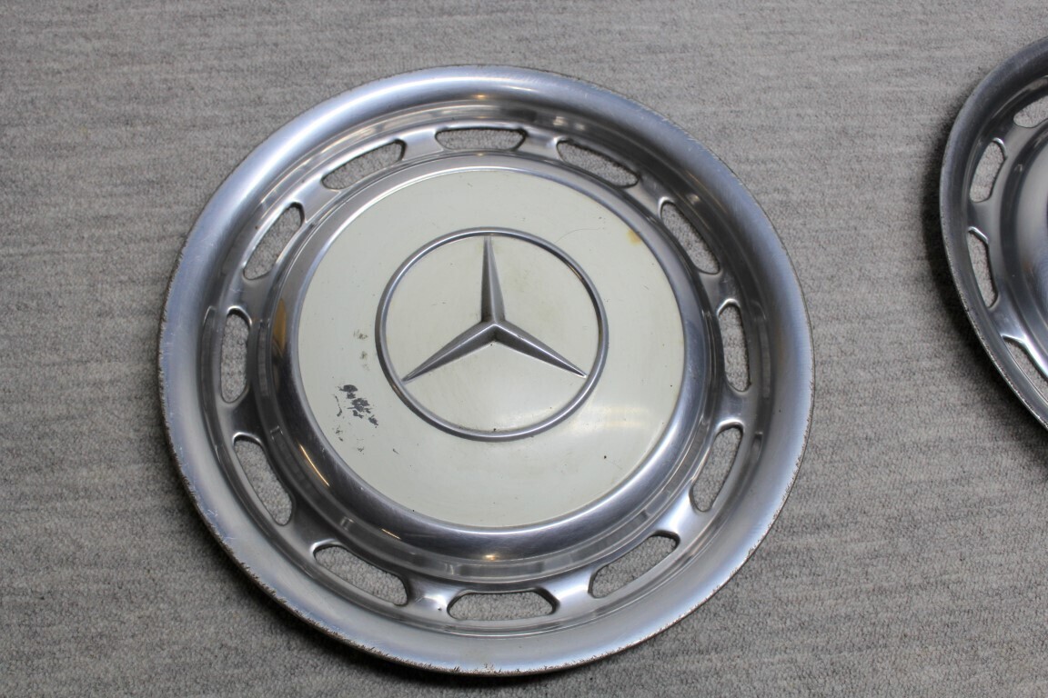 Wieldoppenset Wit  14 inch