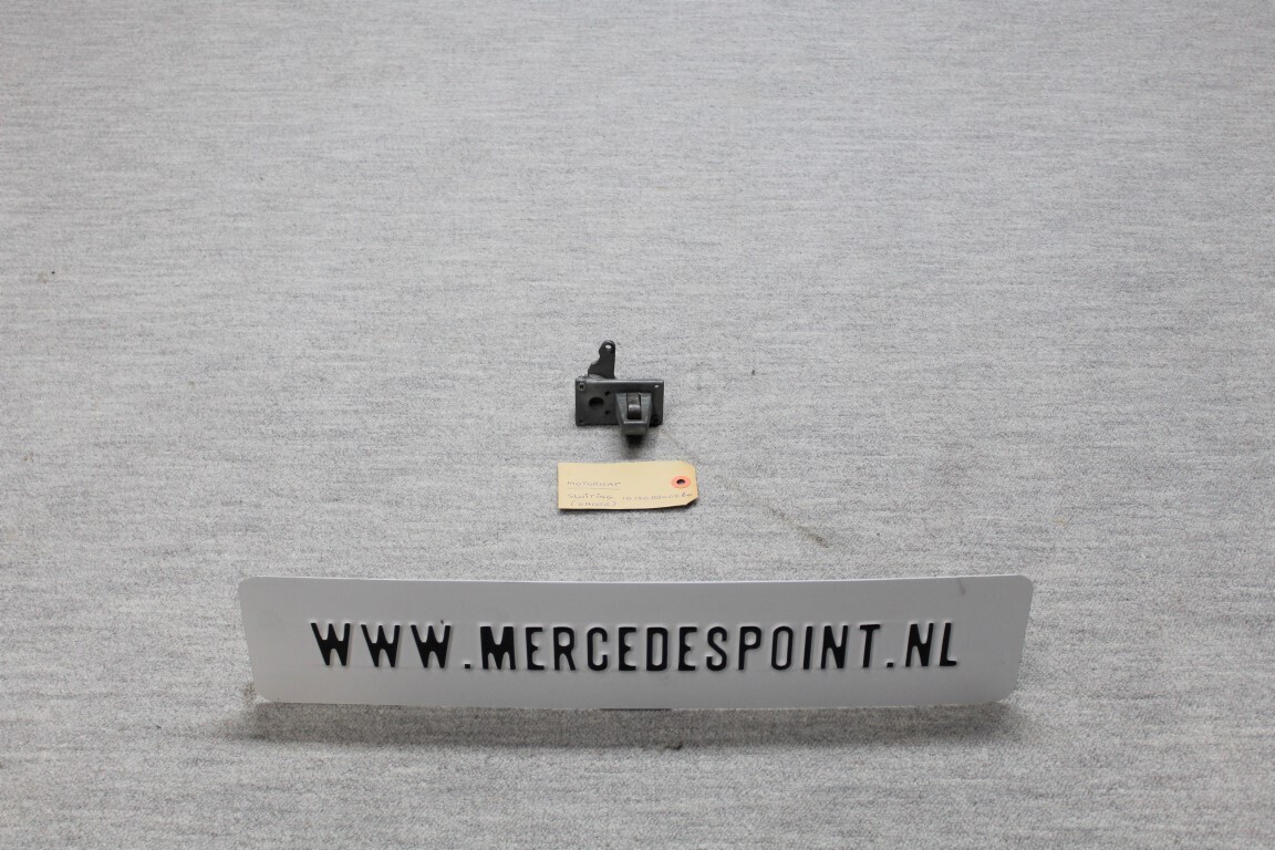 Motorkapsluiting onder