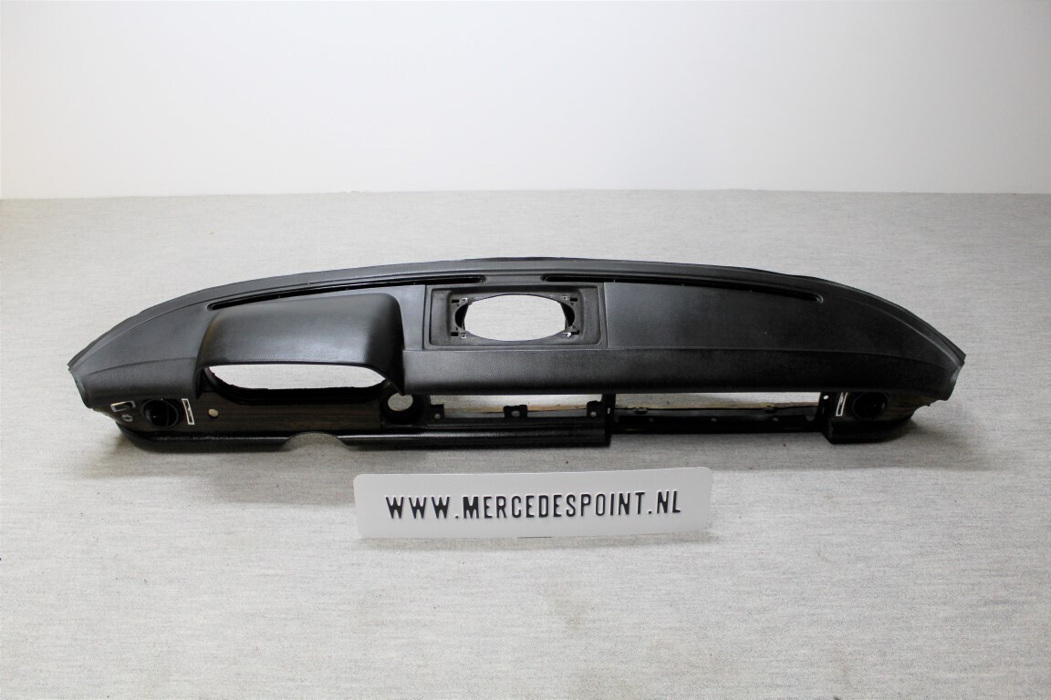Dashboard W114 Coupe