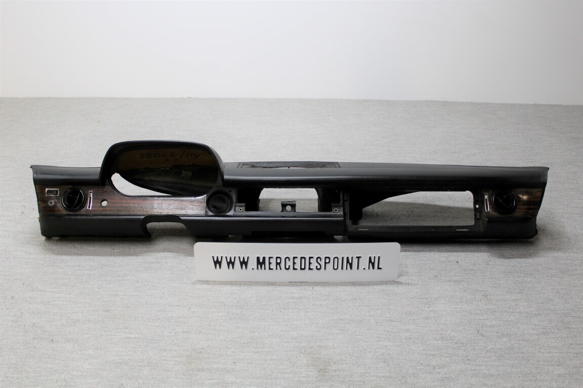 Dashboard W114 Coupe