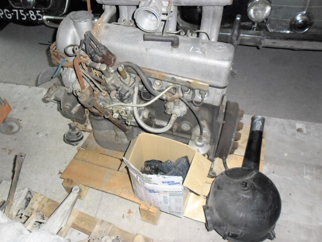 220 SE Ponton motor 220 SE Ponton motor