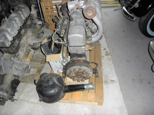 220 SE Ponton motor 220 SE Ponton motor
