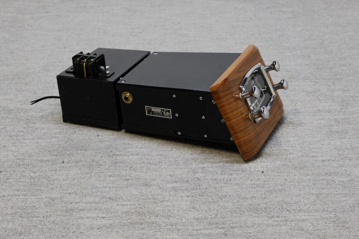 Becker radio Mercedes W187 Becker radio Mercedes W187