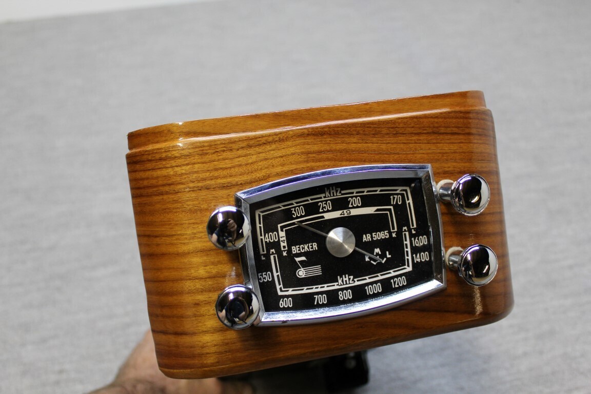 Becker radio Mercedes W187 Becker radio Mercedes W187