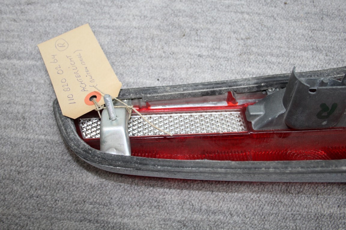 Achterlicht buitendeel rechts W110 (nieuw)