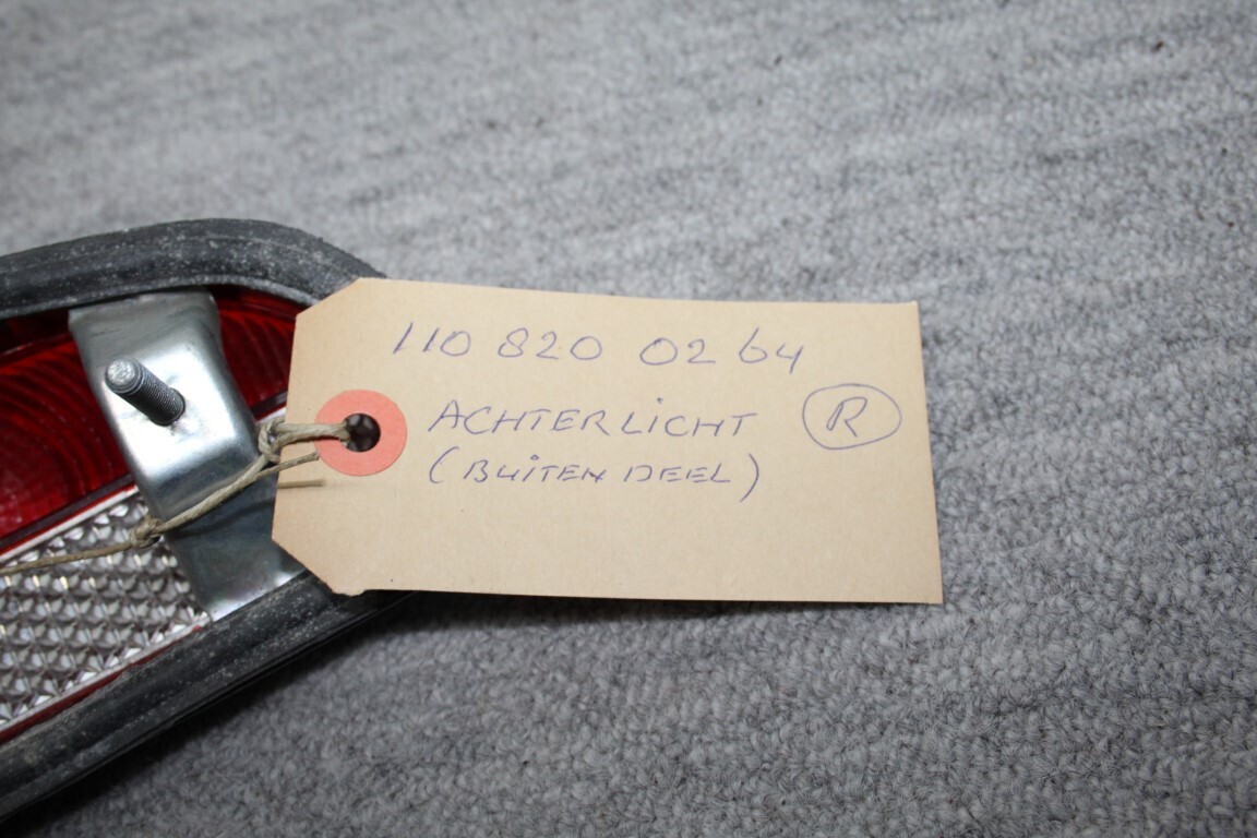 Achterlicht buitendeel rechts W110 (nieuw)