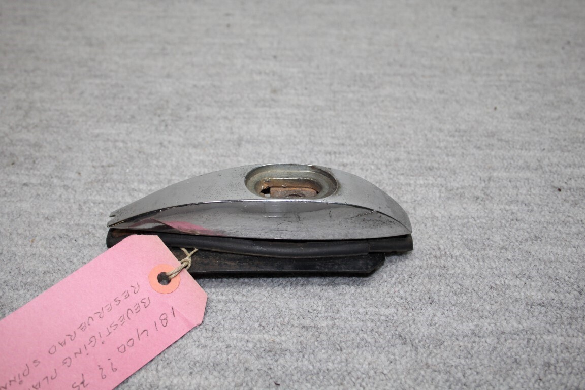 Bevestigingsplaat reserverad spinne