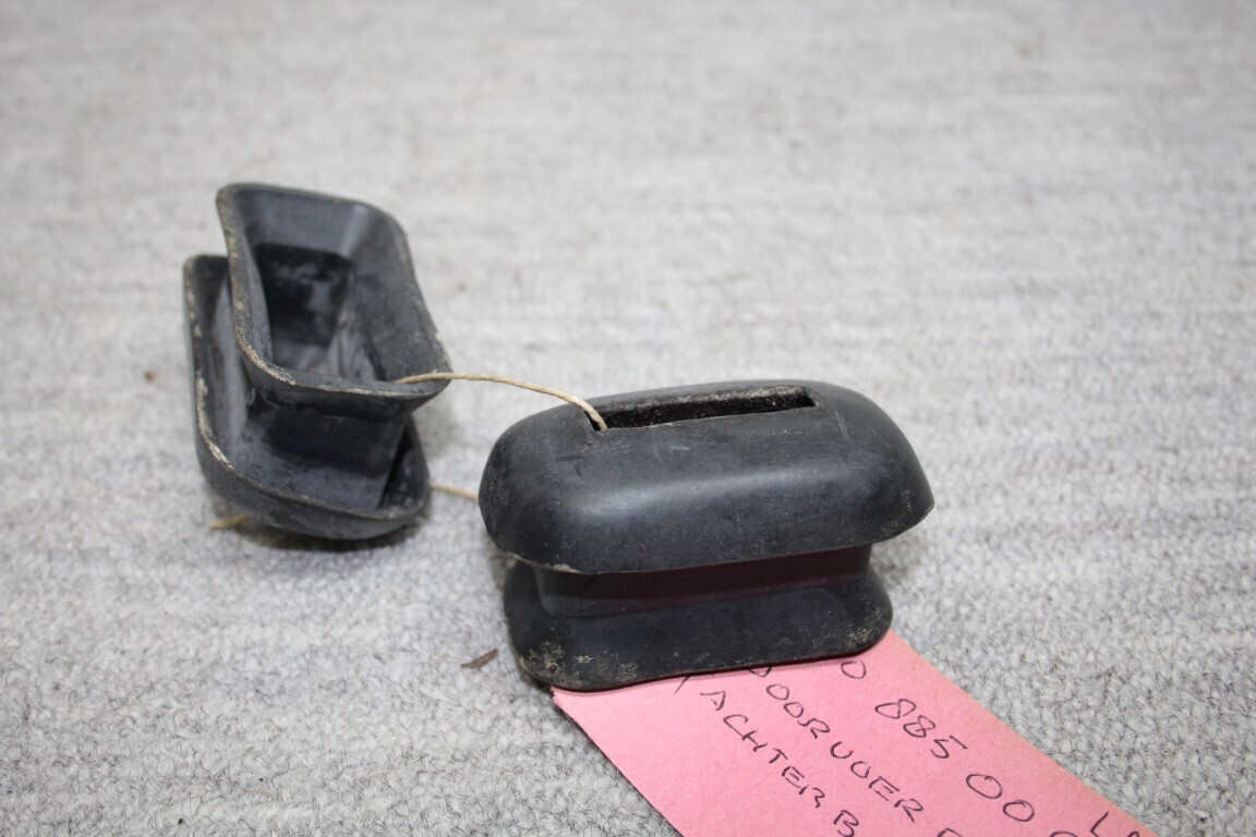 Doorvoerrubber achter bumper