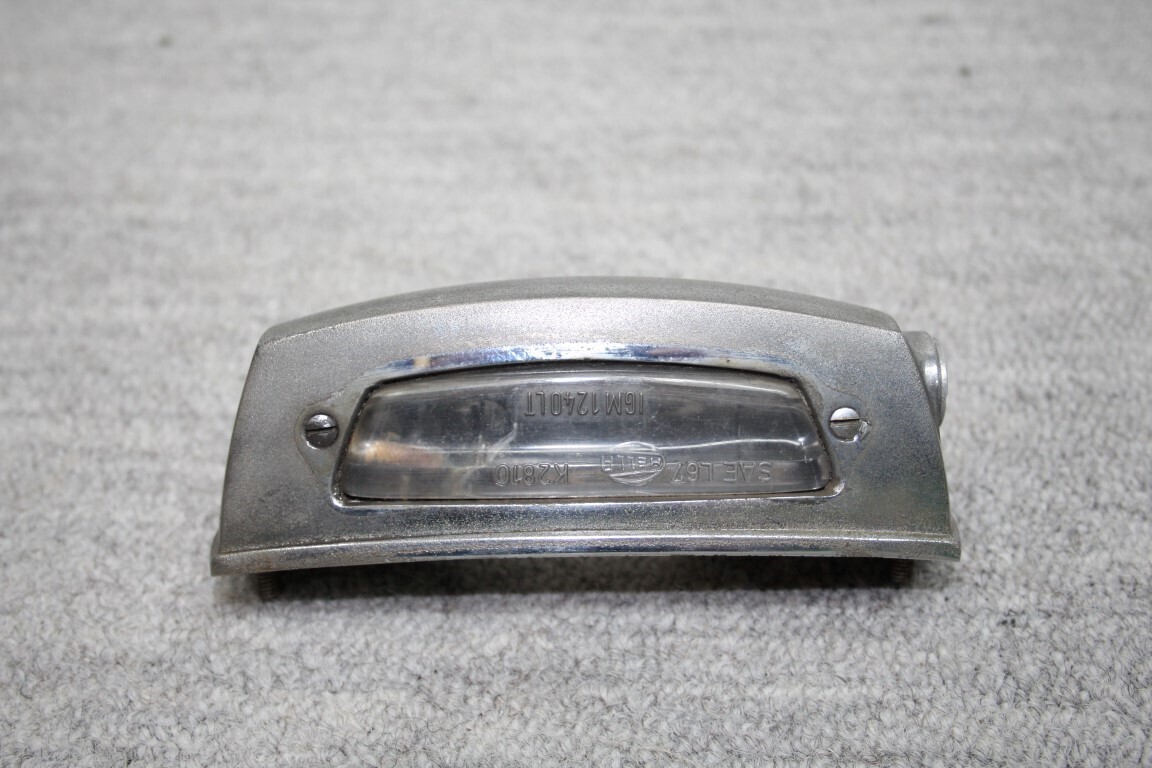 Nummerplaat verlichting rechts