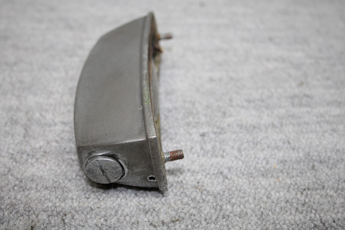 Nummerplaat verlichting rechts