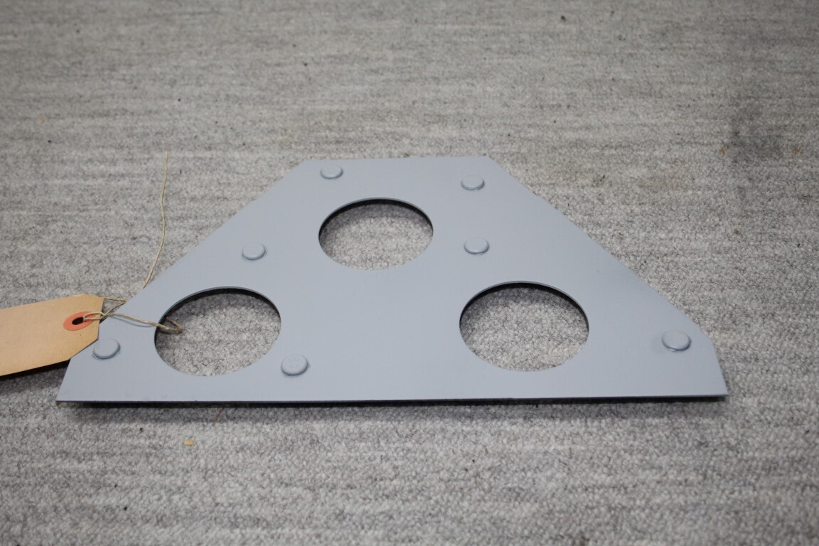 Bevestigingsplaat benzinepomp